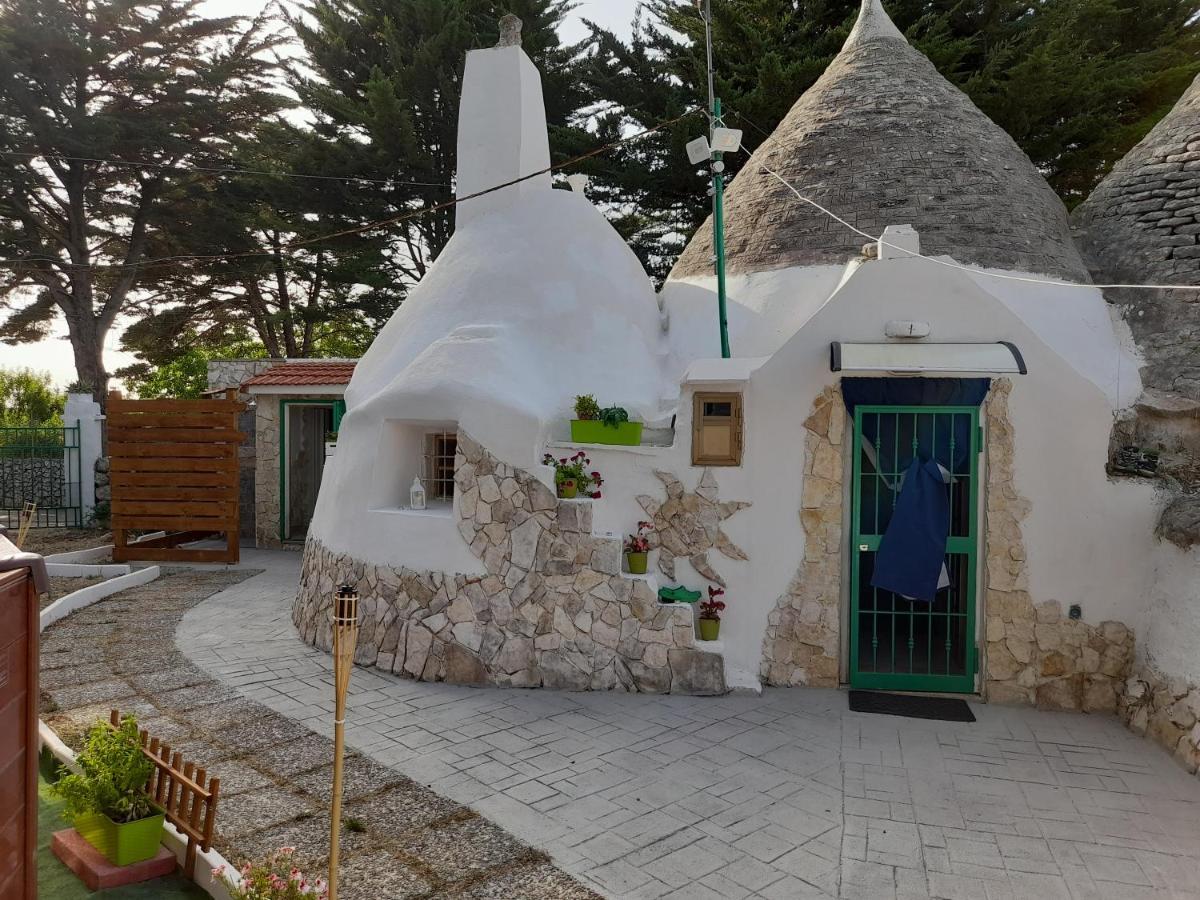מרטינה פרנקה Trullo Natura Loale מראה חיצוני תמונה